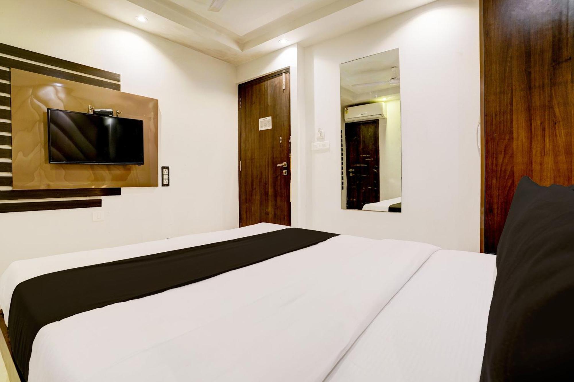 Super Hotel O Mumbai Central Formerly Park Palace Zewnętrze zdjęcie