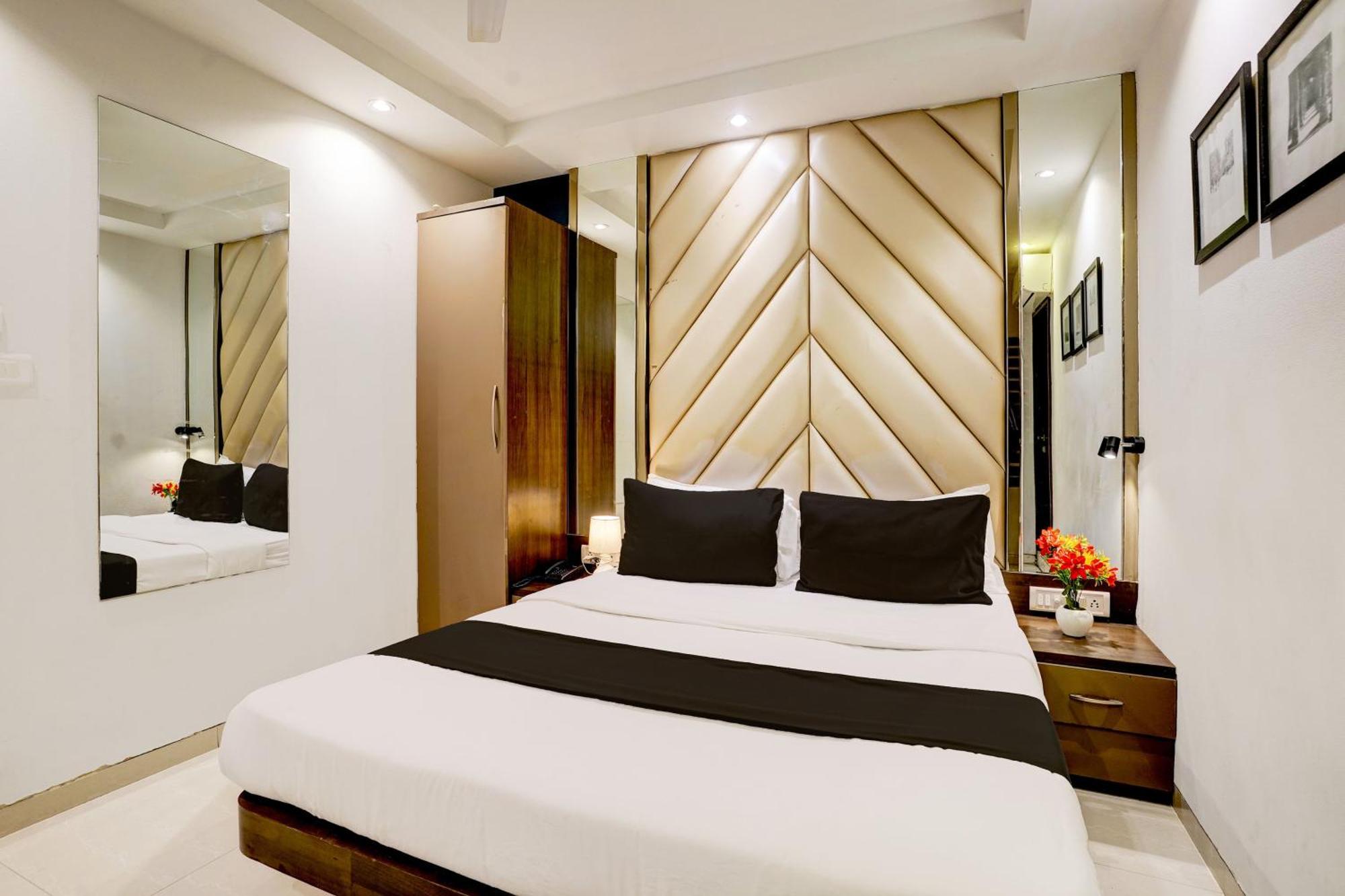 Super Hotel O Mumbai Central Formerly Park Palace Zewnętrze zdjęcie